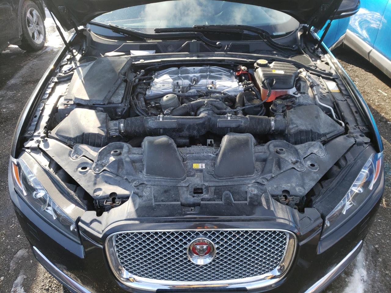Photo 7 from auction – 2015 JAGUAR XF with VIN SAJXJ0EF7F8U81935