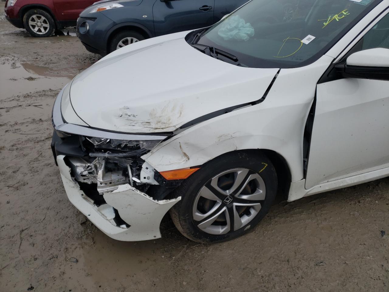 Photo 9 from auction – 2017 HONDA CIVIC LX with VIN 19XFC2F58HE058036