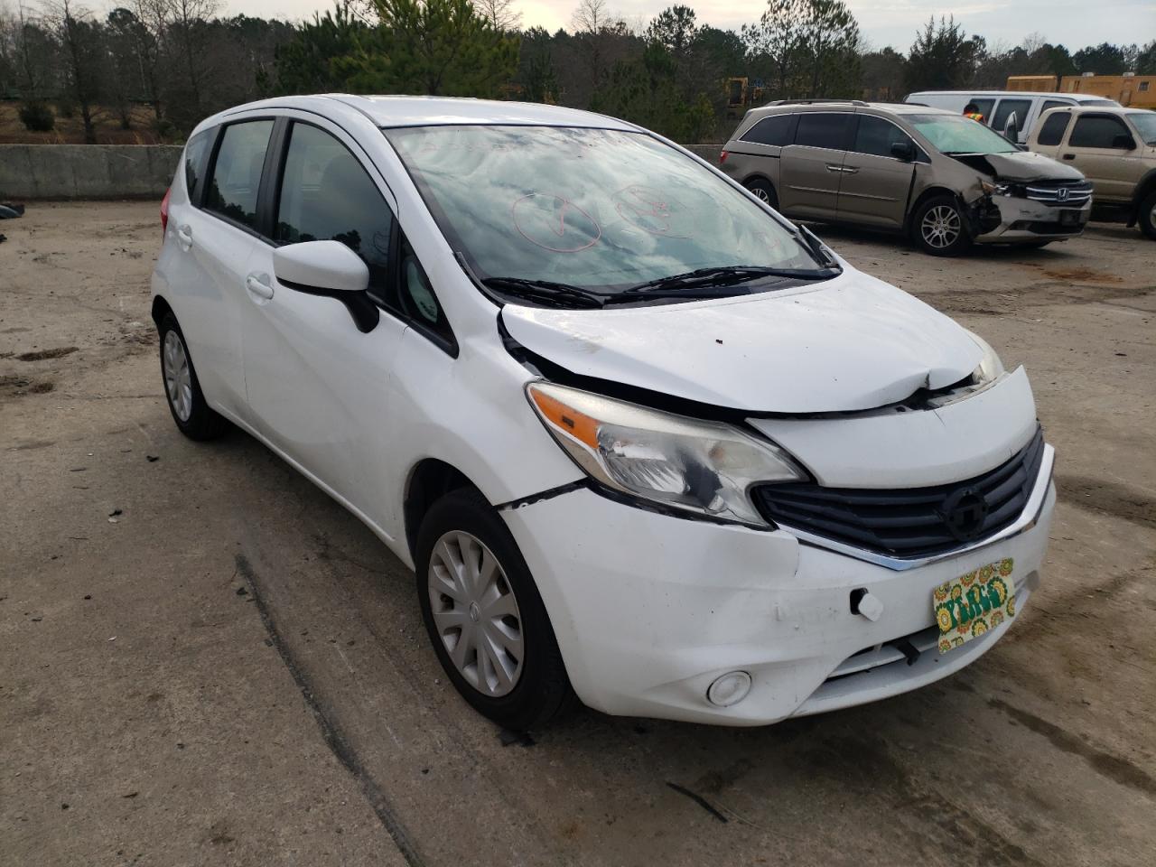 NISSAN VERSA NOTE 2015 with VIN 3N1CE2CP9FL408661 - Photo from auction