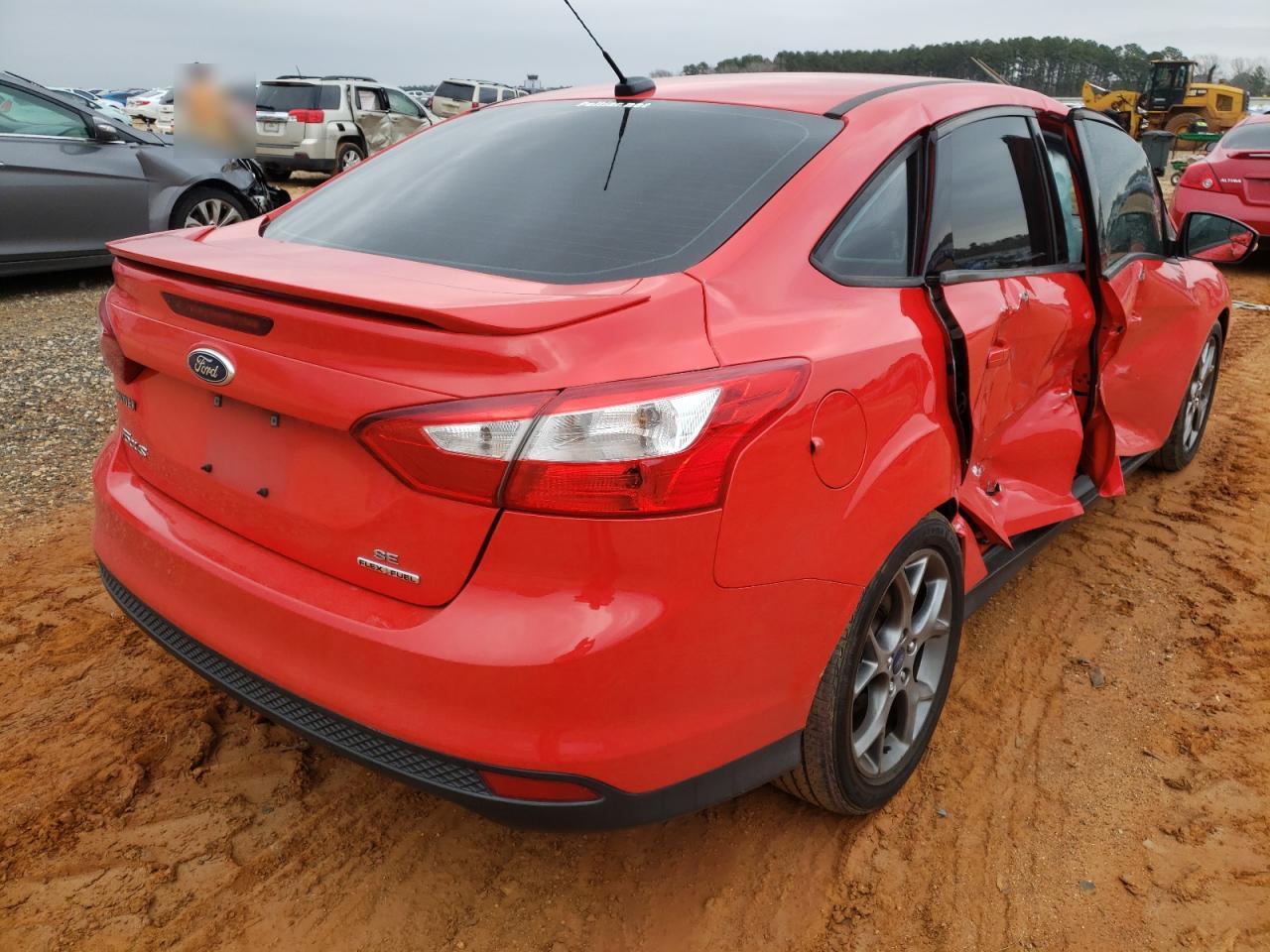 Photo 4 from auction – 2014 FORD FOCUS SE with VIN 1FADP3F20EL196430