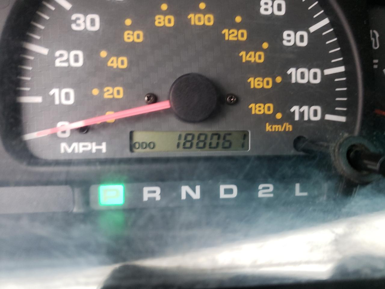 Photo 8 from auction – 2002 TOYOTA 4RUNNER SR with VIN JT3GN86R020253797