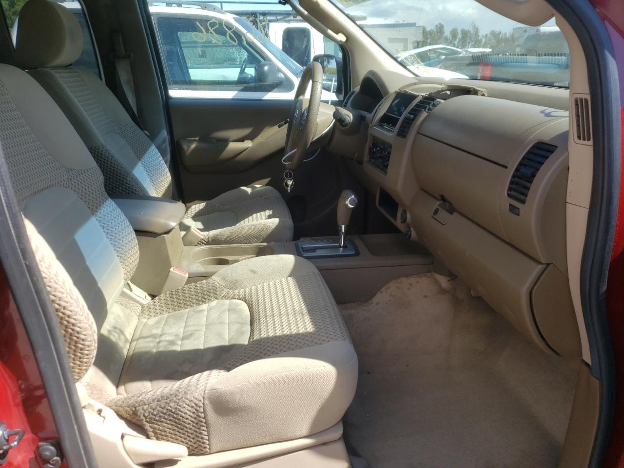 Photo 5 from auction – 2006 NISSAN FRONTIER K with VIN 1N6AD06U86C409743