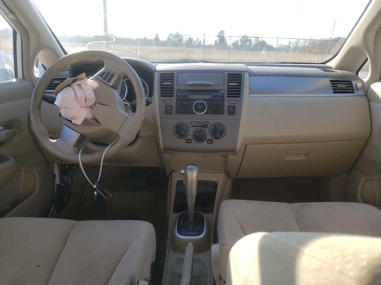 Photo 9 from auction – 2010 NISSAN VERSA S with VIN 3N1BC1AP3AL354703