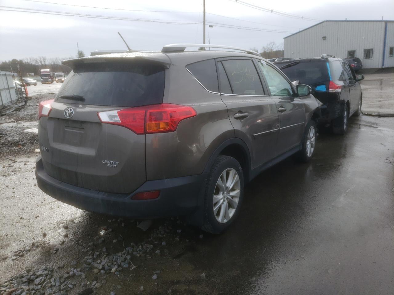 Photo 4 from auction – 2015 TOYOTA RAV4 LIMIT with VIN 2T3DFREV7FW282294