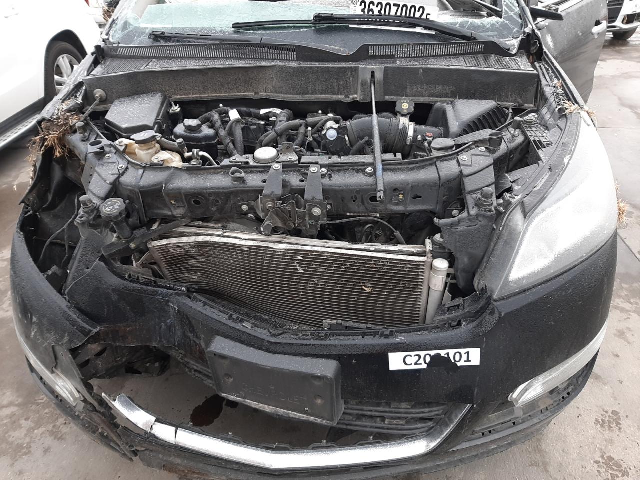Photo 7 from auction – 2017 CHEVROLET TRAVERSE L with VIN 1GNKRGKD5HJ304994