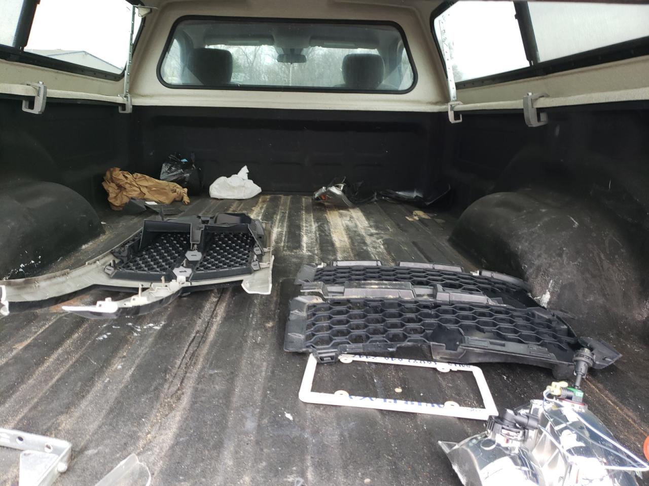 Photo 6 from auction – 2015 RAM 1500 ST with VIN 3C6JR6DG0FG522398