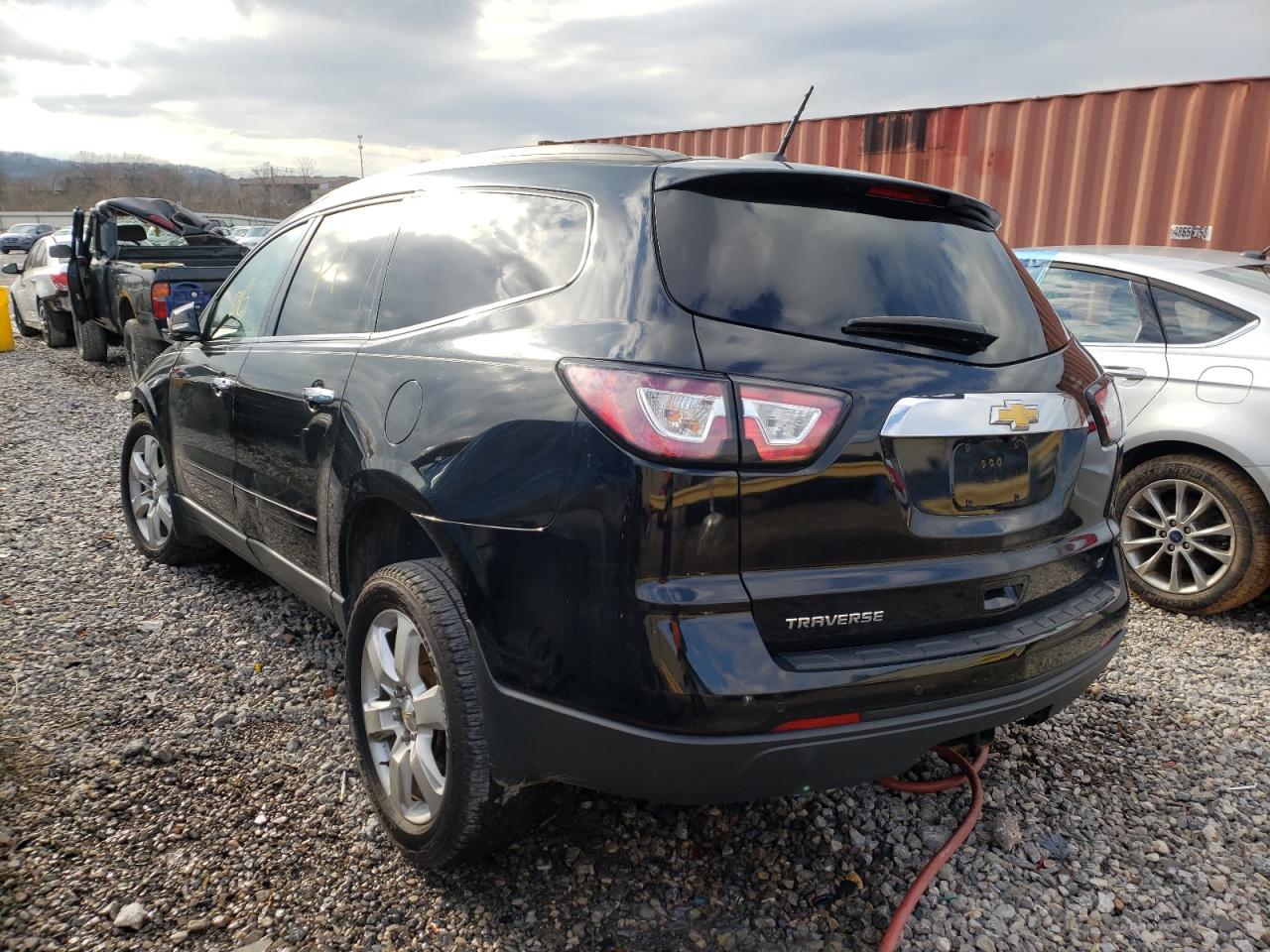 Photo 3 from auction – 2017 CHEVROLET TRAVERSE L with VIN 1GNKRGKD2HJ267662