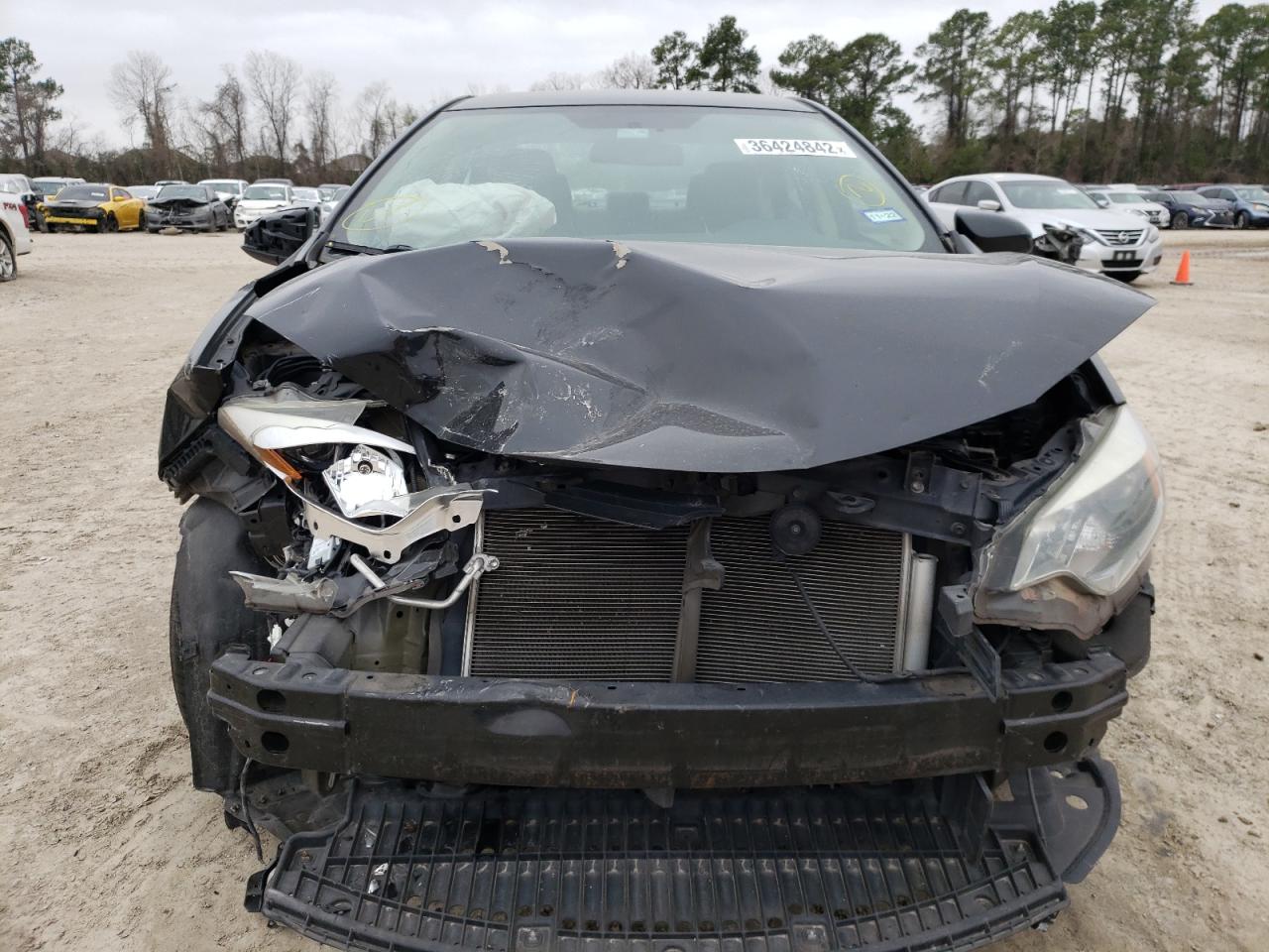 Photo 9 from auction – 2014 TOYOTA COROLLA L with VIN 5YFBURHE6EP085358