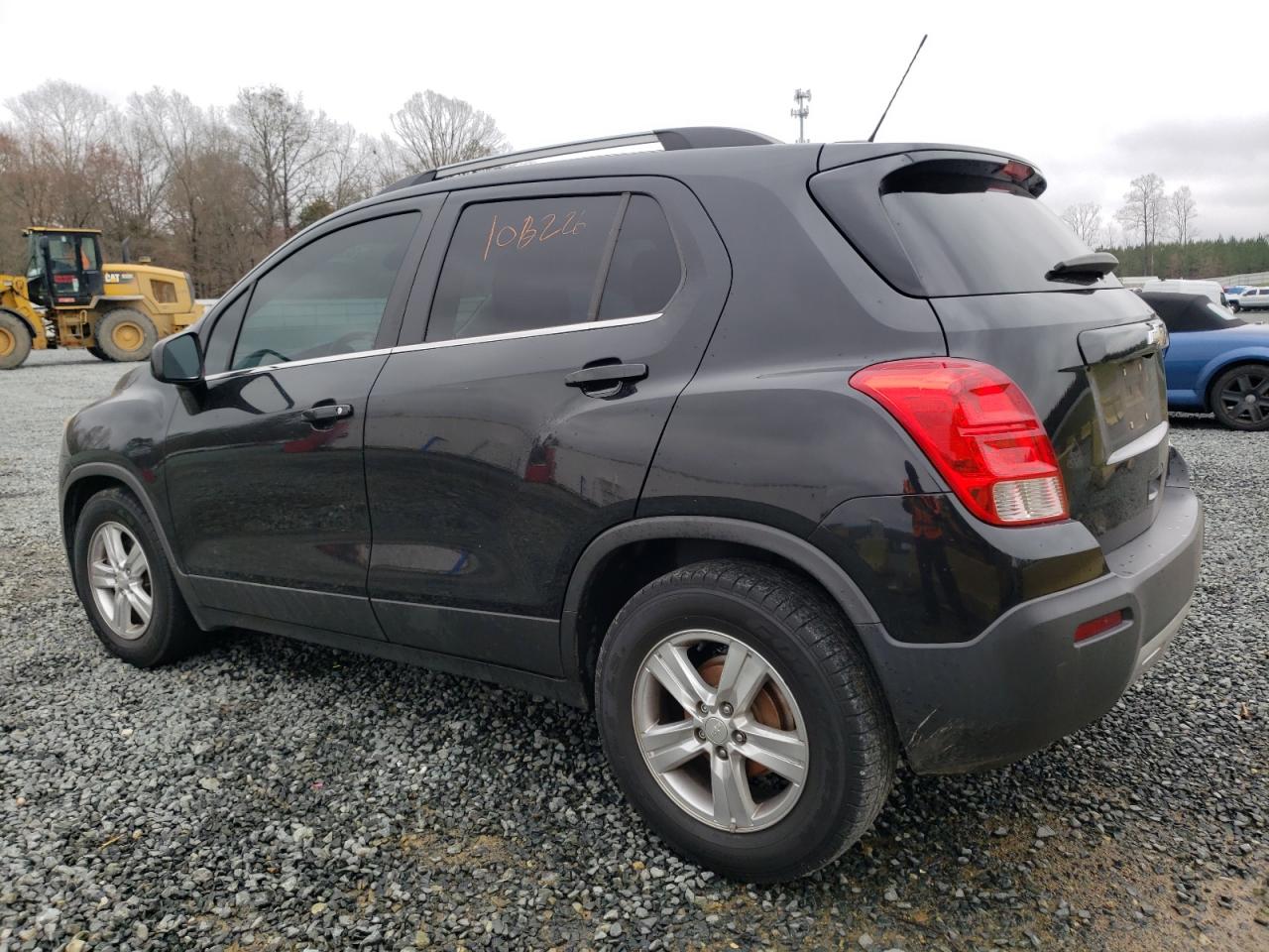 Photo 3 from auction – 2015 CHEVROLET TRAX 1LT with VIN 3GNCJLSB0FL174194