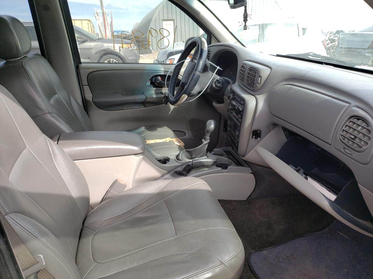 Photo 5 from auction – 2002 CHEVROLET TRAILBLAZE with VIN 1GNET16SX26124148