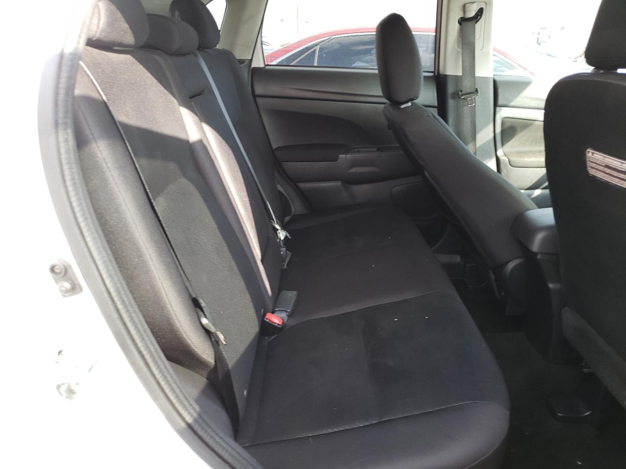 Photo 6 from auction – 2015 MITSUBISHI OUTLANDER with VIN 4A4AP3AW7FE058227