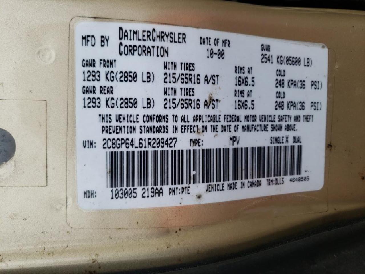 Photo 10 from auction – 2001 CHRYSLER TOWN & COU with VIN 2C8GP64L61R209427
