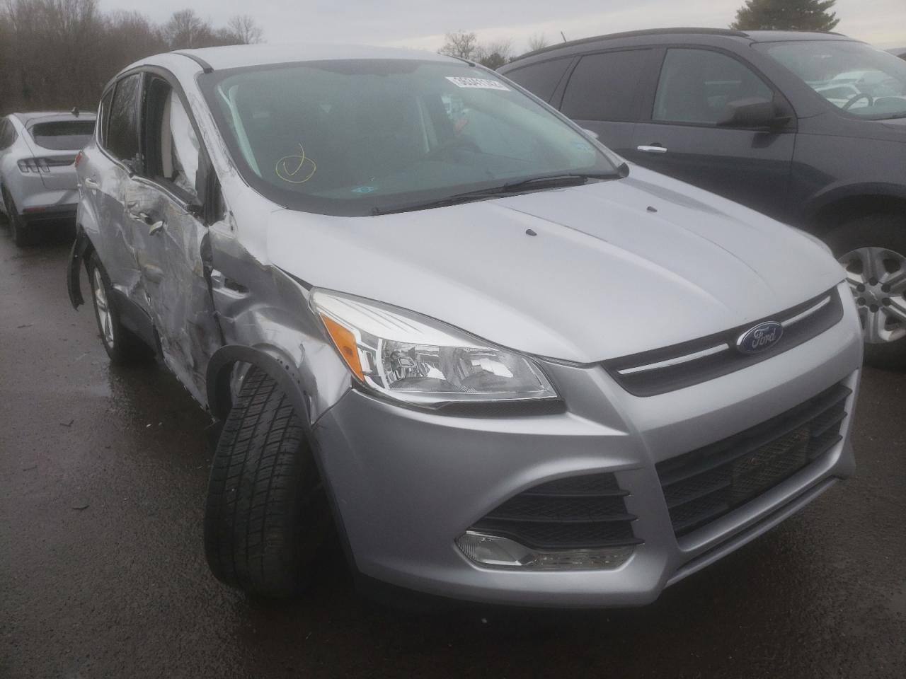 FORD ESCAPE SE 2015 with VIN 1FMCU0G72FUB54808 - Photo from auction