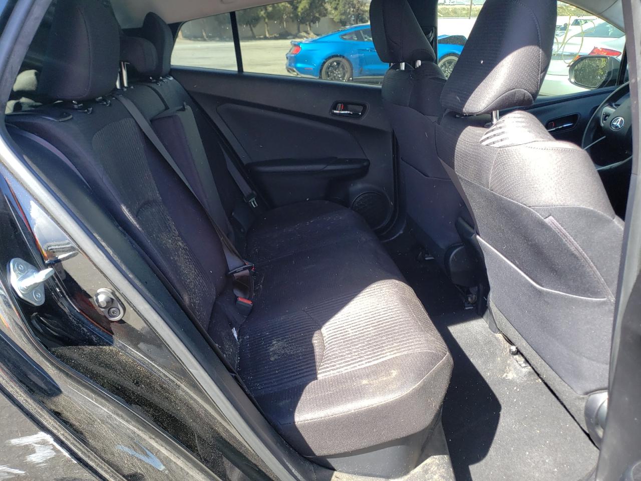 Photo 6 from auction – 2016 TOYOTA PRIUS with VIN JTDKBRFUXG3012201