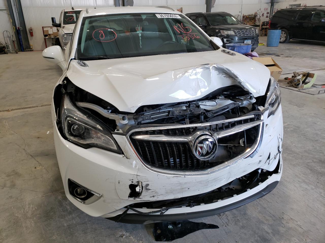 Photo 9 from auction – 2020 BUICK ENVISION E with VIN LRBFX2SA4LD225556