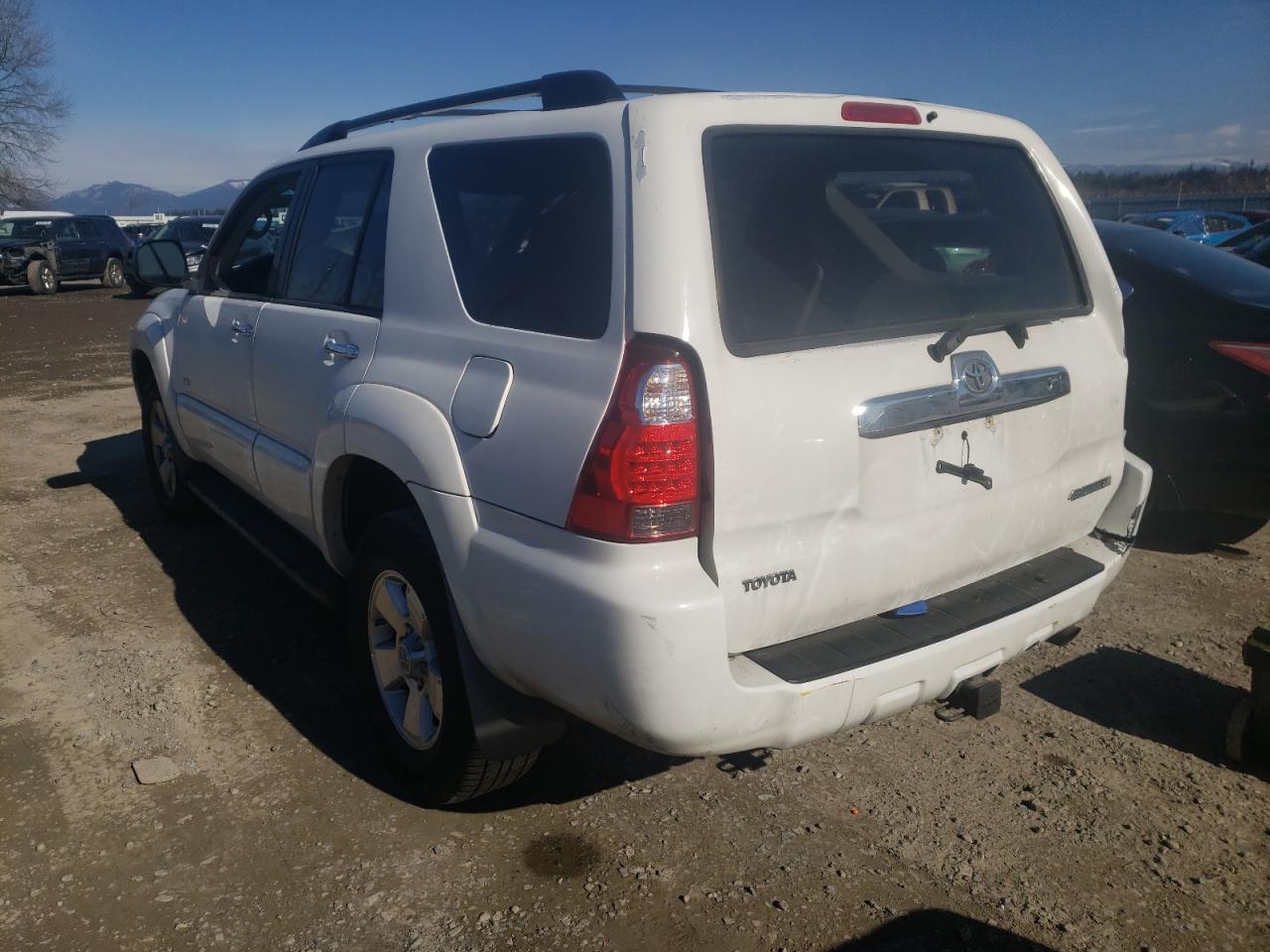 Photo 3 from auction – 2008 TOYOTA 4RUNNER SR with VIN JTEZU14R08K005270