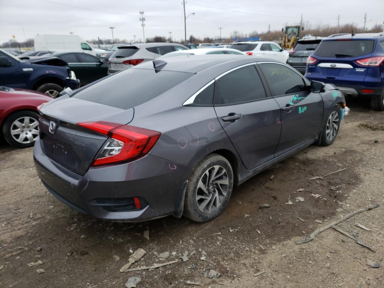 Photo 4 from auction – 2017 HONDA CIVIC EX with VIN 19XFC2F74HE032292