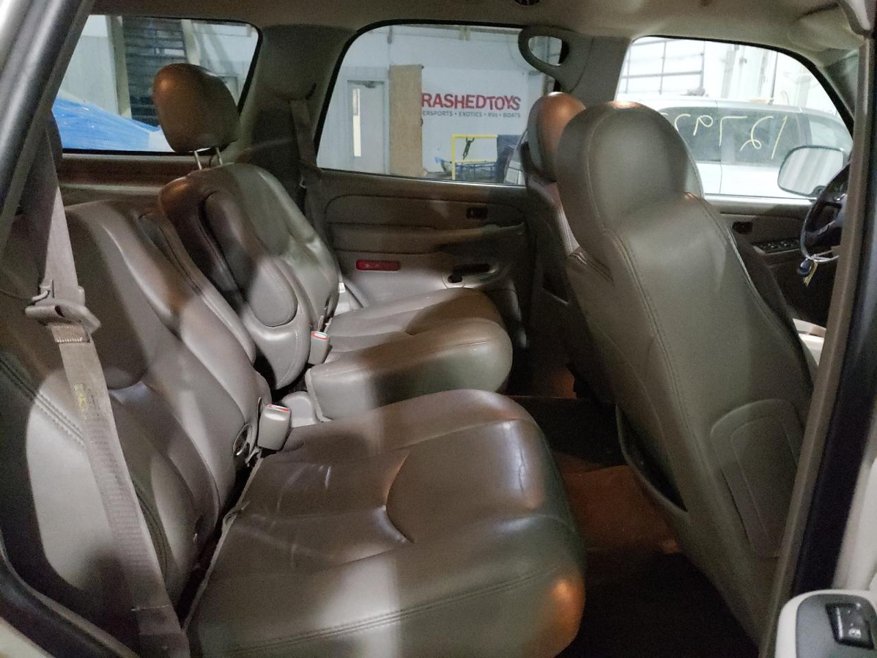 Photo 6 from auction – 2005 GMC YUKON with VIN 1GKEC13T05R109185