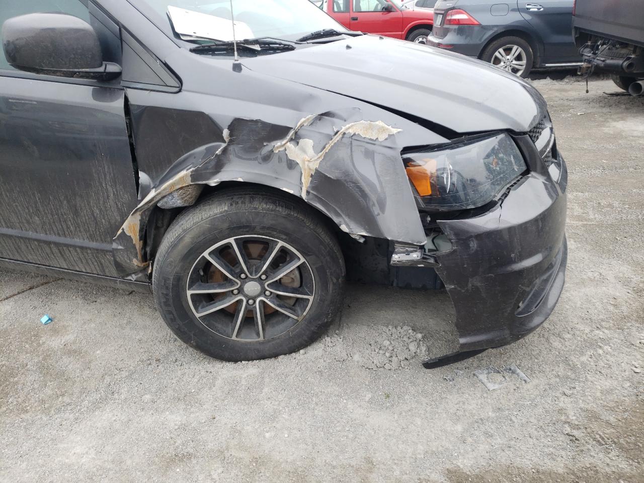 Photo 9 from auction – 2018 DODGE GRAND CARA with VIN 2C4RDGBG7JR304173