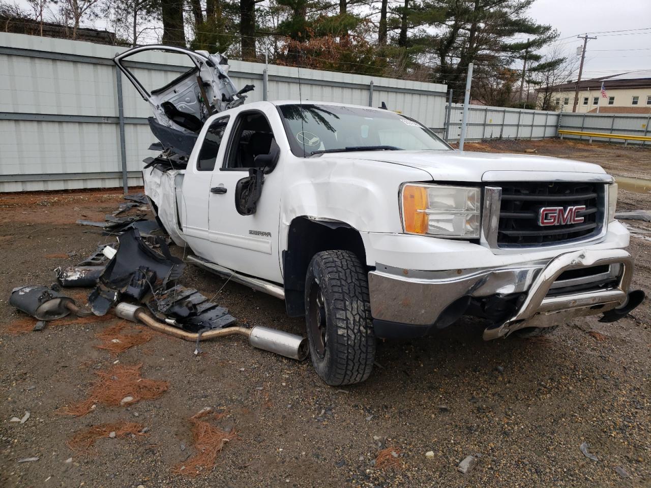 GMC SIERRA K15 2010 with VIN 1GTSKVE3XAZ292689 - Photo from auction