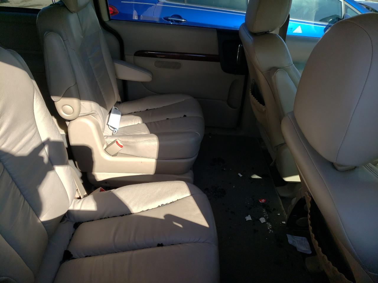Zdjęcie 6 z aukcji – 2008 HYUNDAI ENTOURAGE z VIN KNDMC233386052306