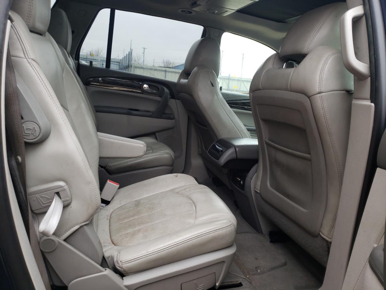 Photo 6 from auction – 2013 BUICK ENCLAVE with VIN 5GAKRDKD8DJ154205