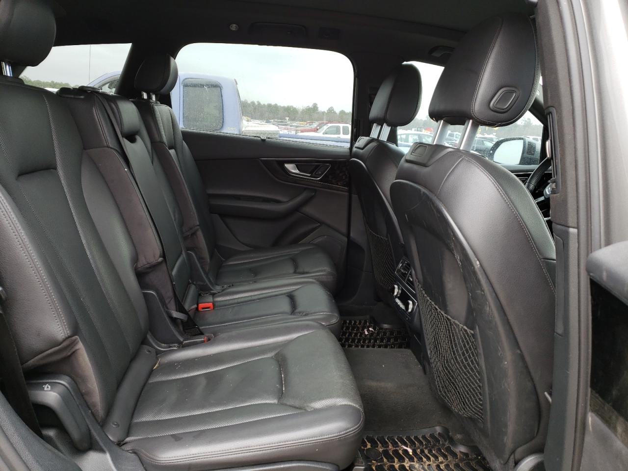 Photo 6 from auction – 2017 AUDI Q7 PRESTIG with VIN WA1VAAF78HD049426