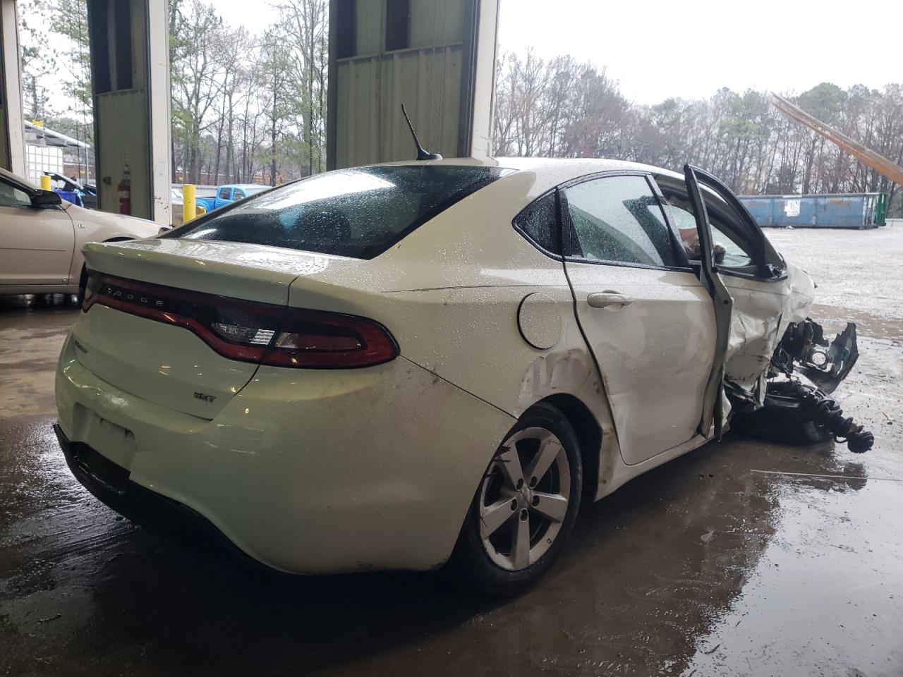 Photo 4 from auction – 2015 DODGE DART SXT with VIN 1C3CDFBB9FD309636