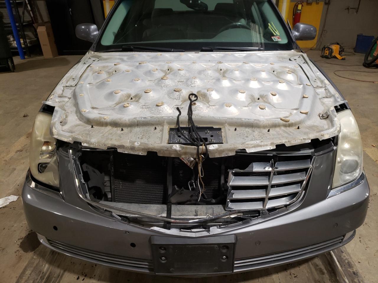 Photo 9 from auction – 2007 CADILLAC DTS with VIN 1G6KD57Y77U211966