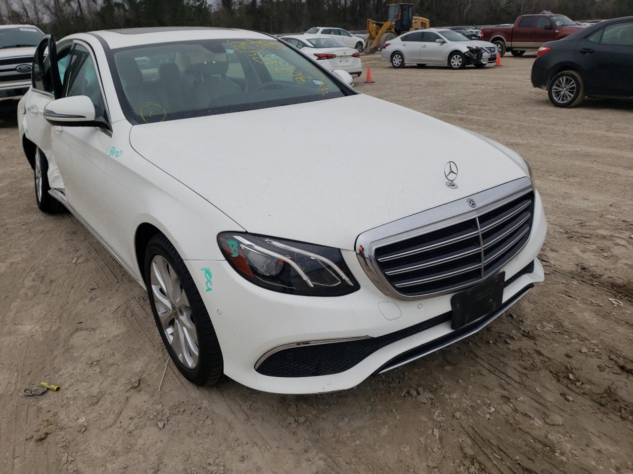 Photo 1 from auction – 2018 MERCEDES-BENZ E 300 with VIN WDDZF4JB3JA386377