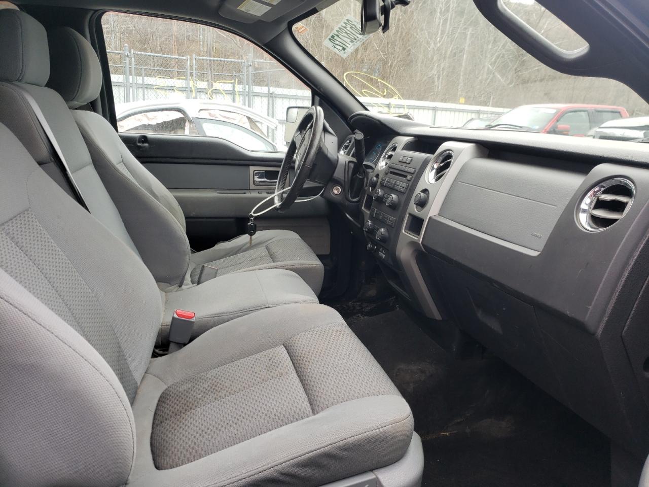 Photo 5 from auction – 2011 FORD F150 SUPER with VIN 1FTFW1EF6BFB15259