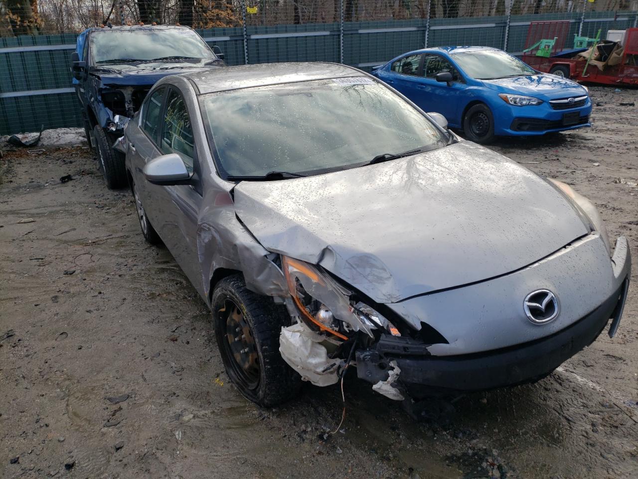 Photo 1 from auction – 2013 MAZDA 3 I with VIN JM1BL1TG0D1820450