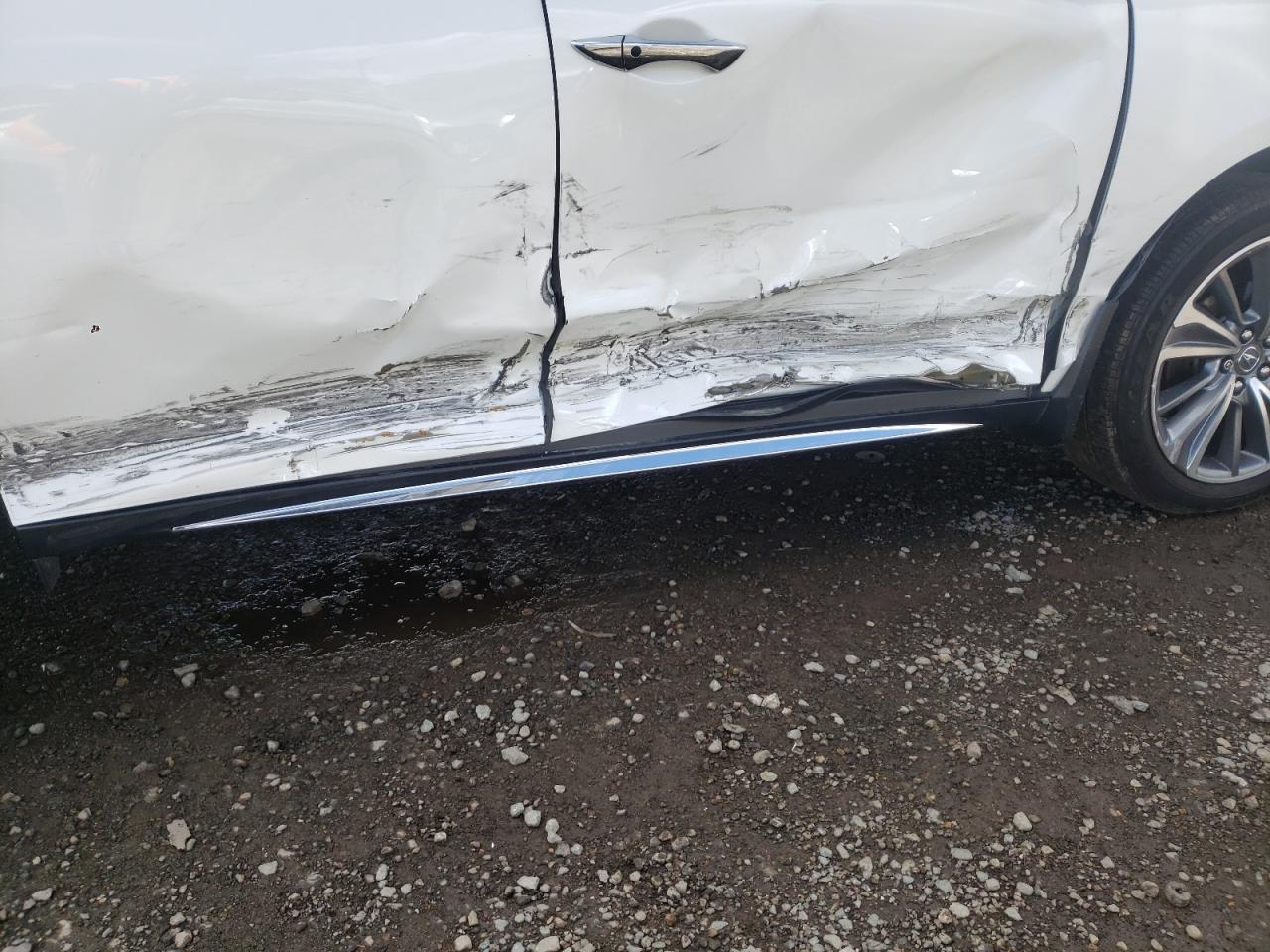 Photo 9 from auction – 2017 ACURA MDX TECHNO with VIN 5FRYD4H58HB021057