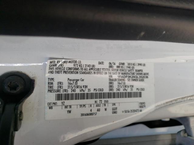 Photo 10 from auction – 2016 FORD FOCUS SE with VIN 1FADP3K29GL352036
