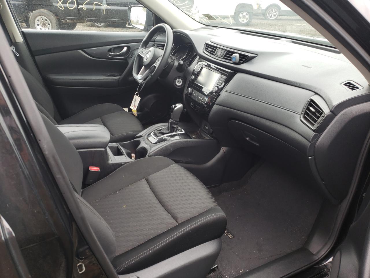 Photo 5 from auction – 2018 NISSAN ROGUE S with VIN KNMAT2MV3JP503169