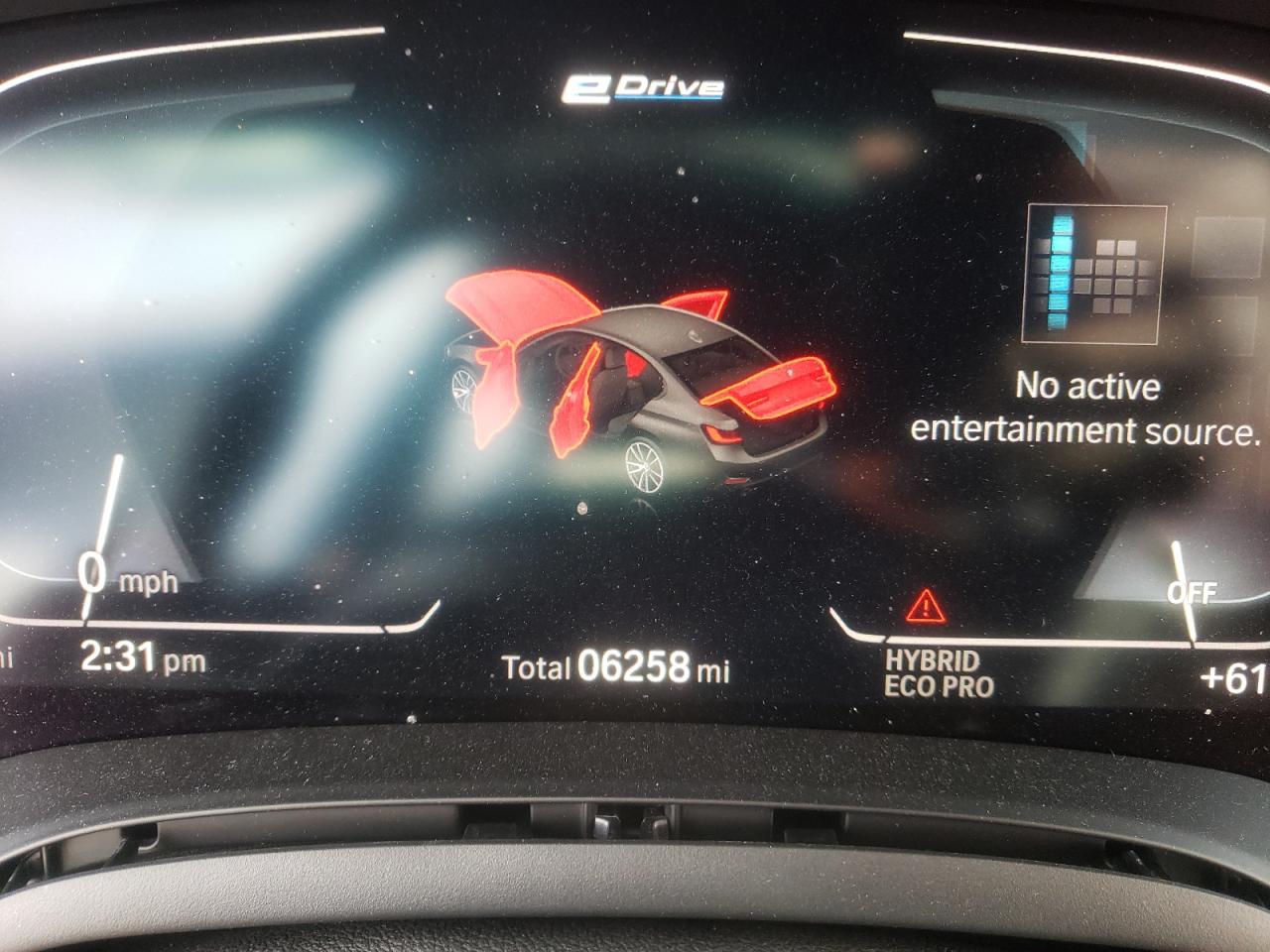 Photo 8 from auction – 2021 BMW 330E with VIN 3MW5P7J03M8B93505