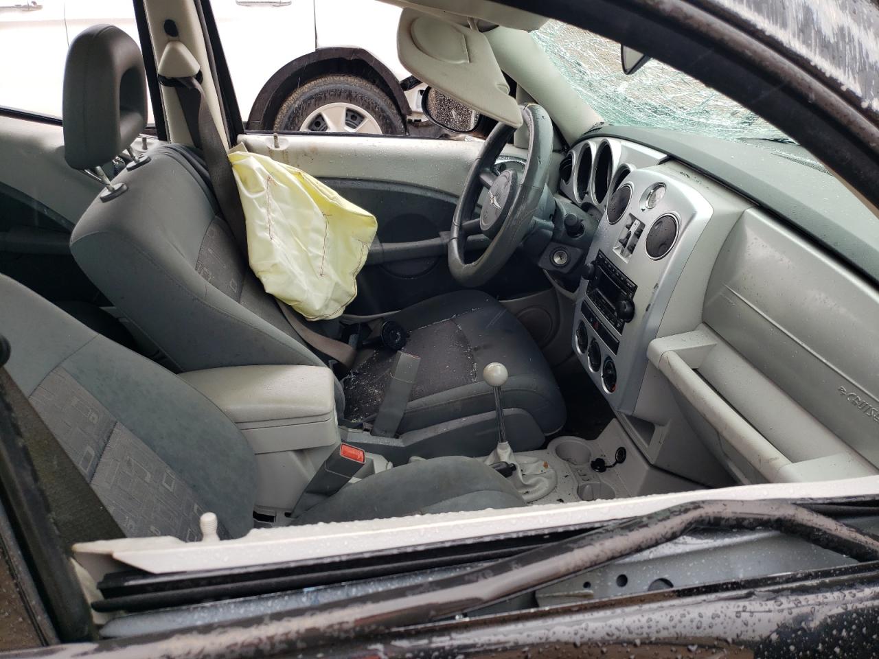Photo 5 from auction – 2008 CHRYSLER PT CRUISER with VIN 3A8FY48B38T216786