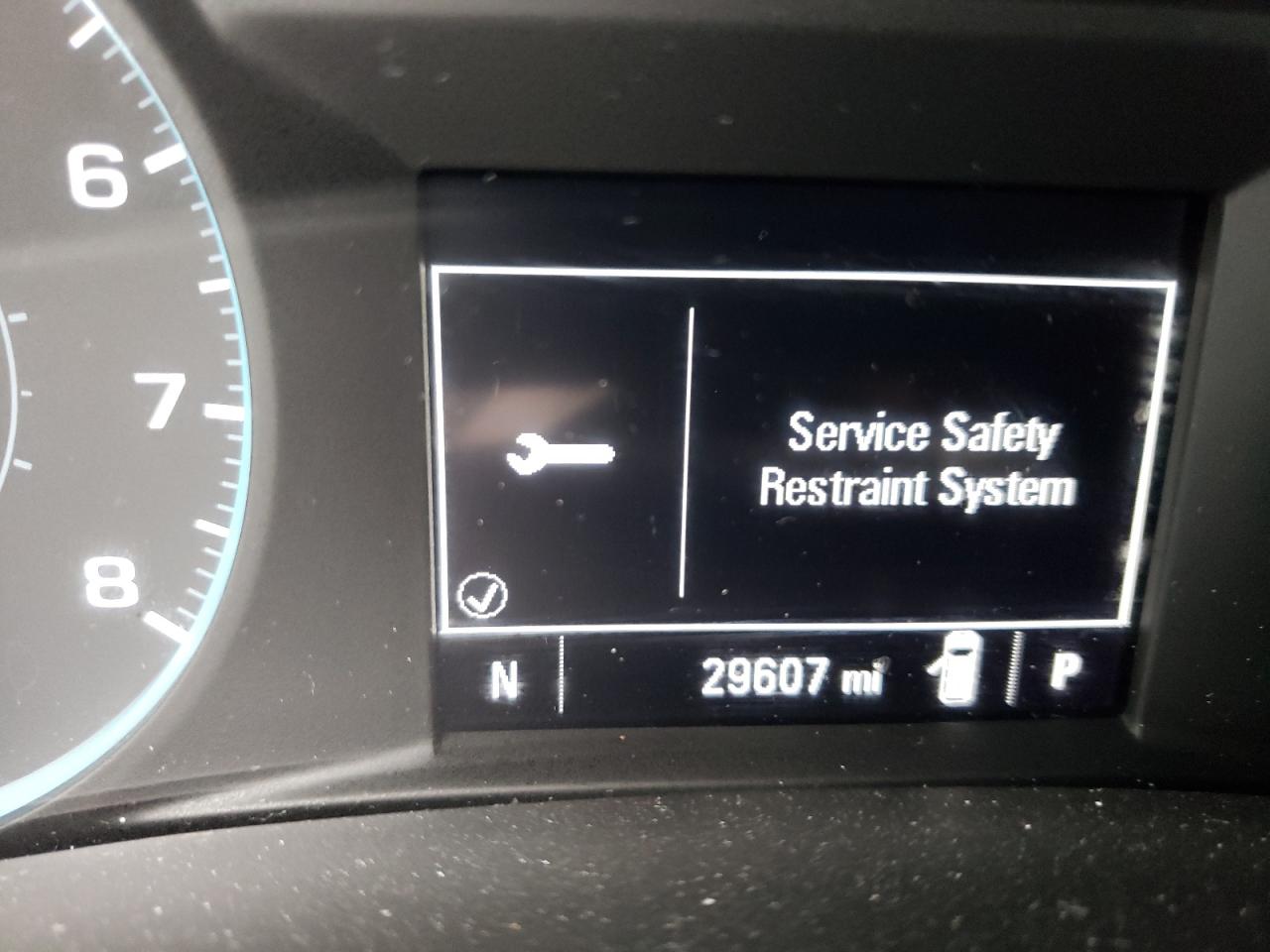 Photo 8 from auction – 2018 CHEVROLET EQUINOX LT with VIN 3GNAXSEVXJL390391