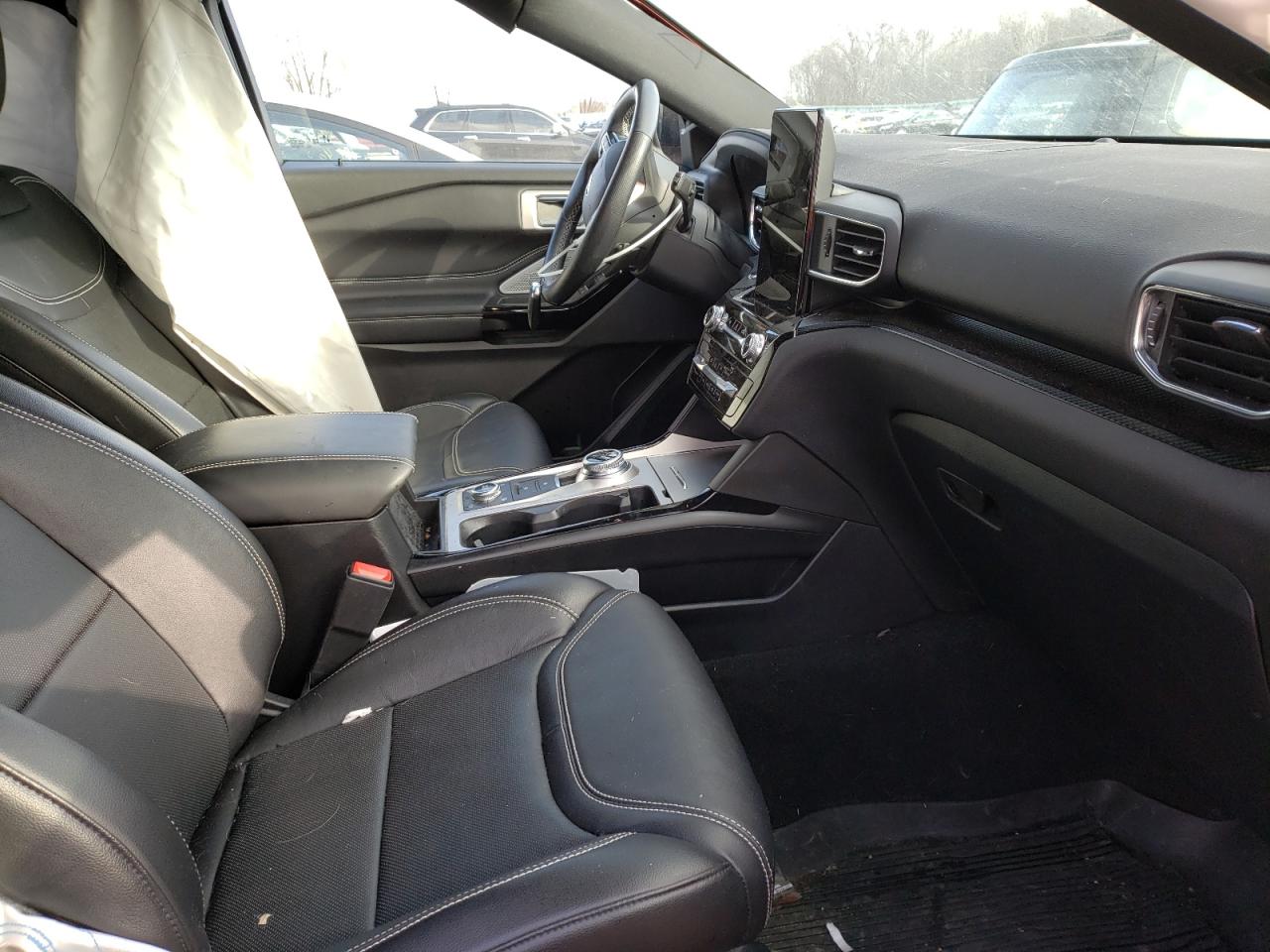 Photo 5 from auction – 2021 FORD EXPLORER S with VIN 1FM5K8GC3MGB41118