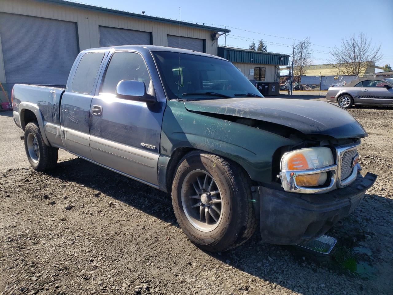 CHEVROLET SILVERADO 2000 with VIN 2GCEK19T0Y1341577 - Photo from auction