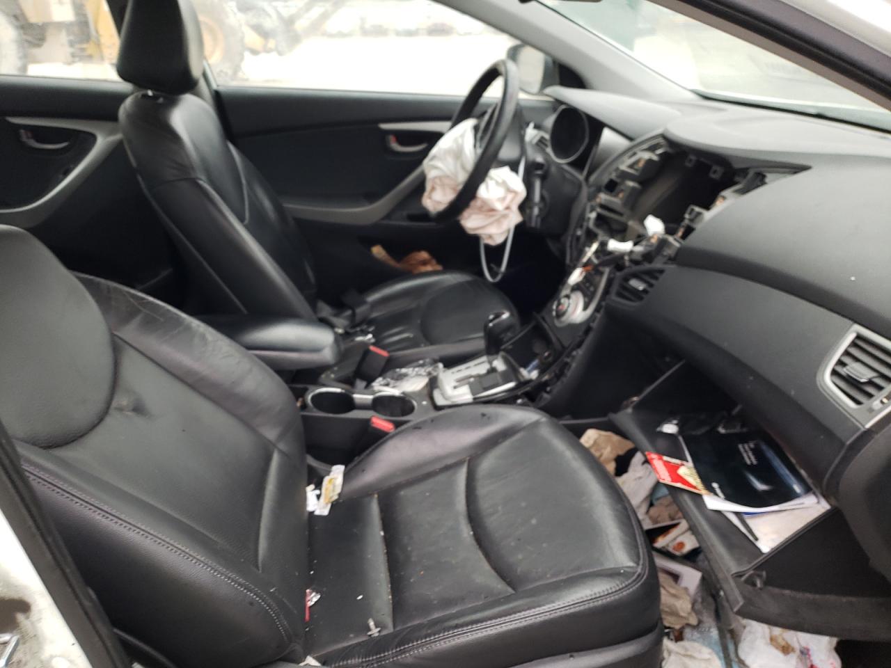 Photo 5 from auction – 2012 HYUNDAI ELANTRA GL with VIN 5NPDH4AE2CH148394