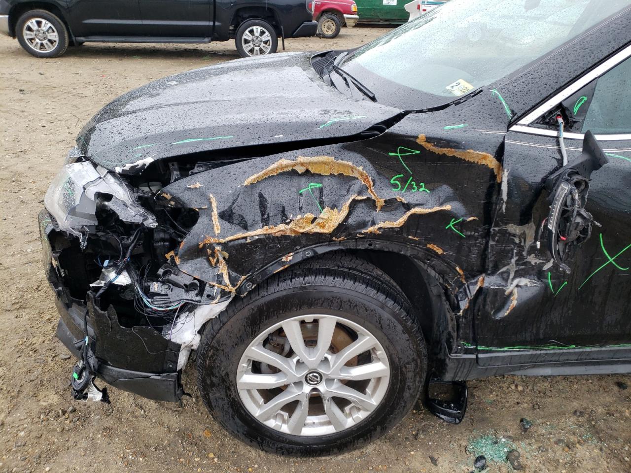 Photo 9 from auction – 2018 NISSAN ROGUE S with VIN KNMAT2MV7JP548132