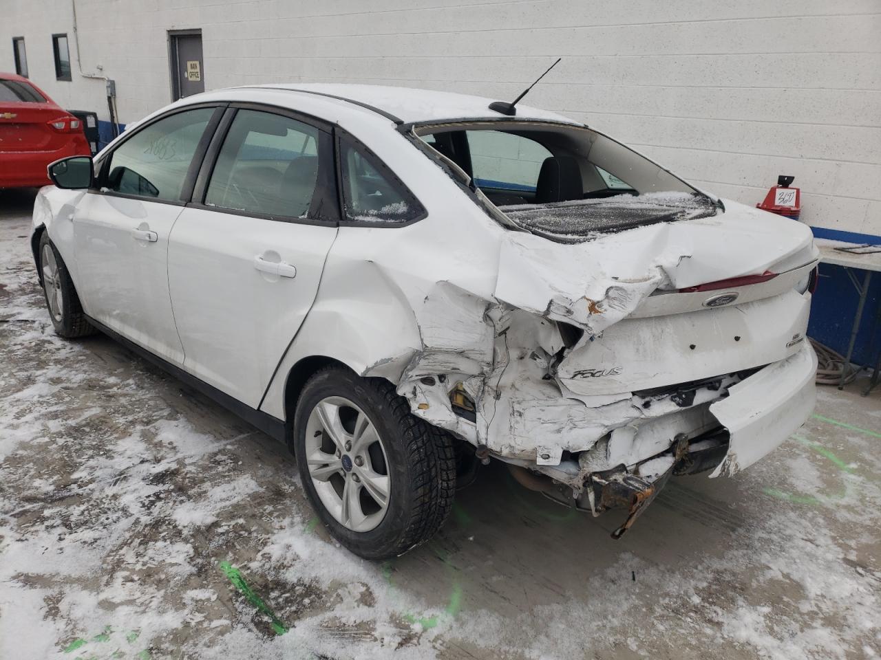 Photo 3 from auction – 2014 FORD FOCUS SE with VIN 1FADP3F29EL441371