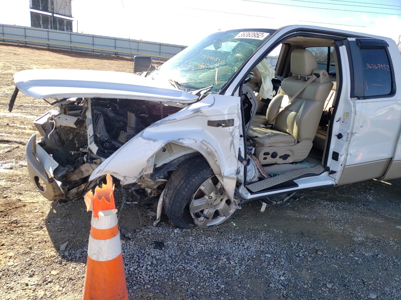 Photo 9 from auction – 2008 FORD F150 with VIN 1FTPX14V48FA13798