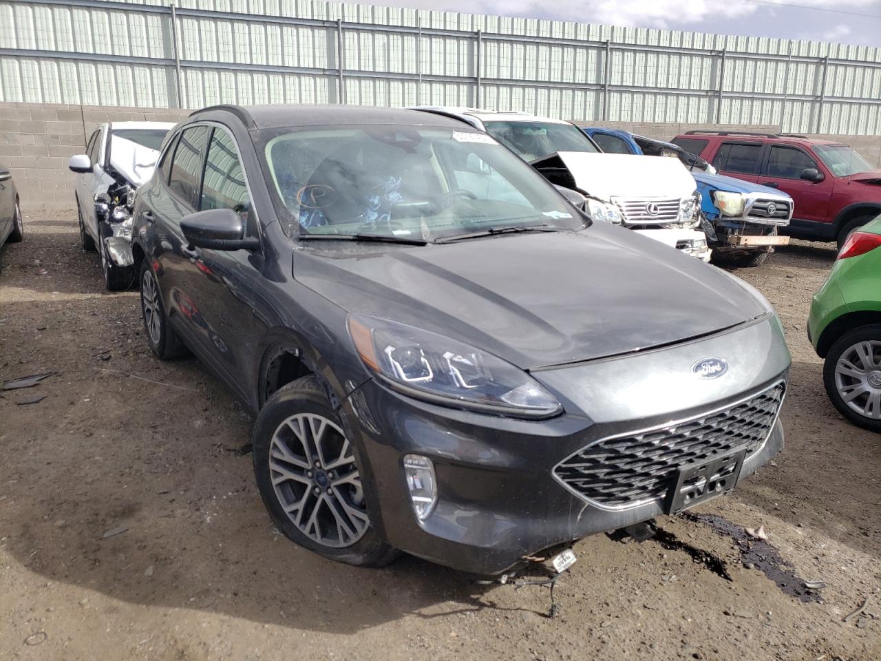 FORD ESCAPE SEL 2020 with VIN 1FMCU9H99LUA80237 - Photo from auction