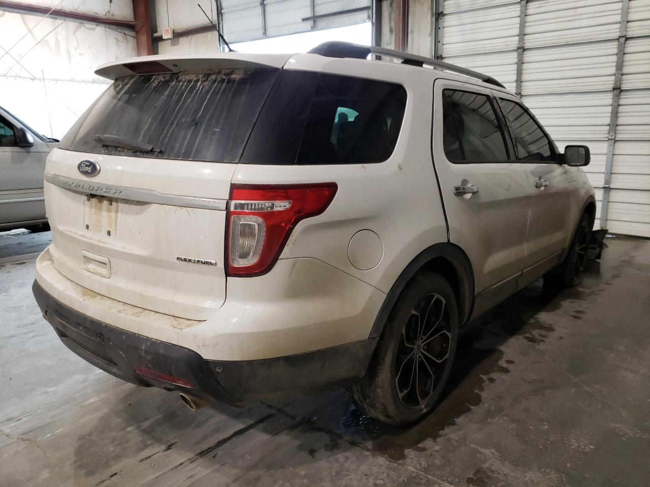 Photo 4 from auction – 2013 FORD EXPLORER X with VIN 1FM5K7D88DGB57969