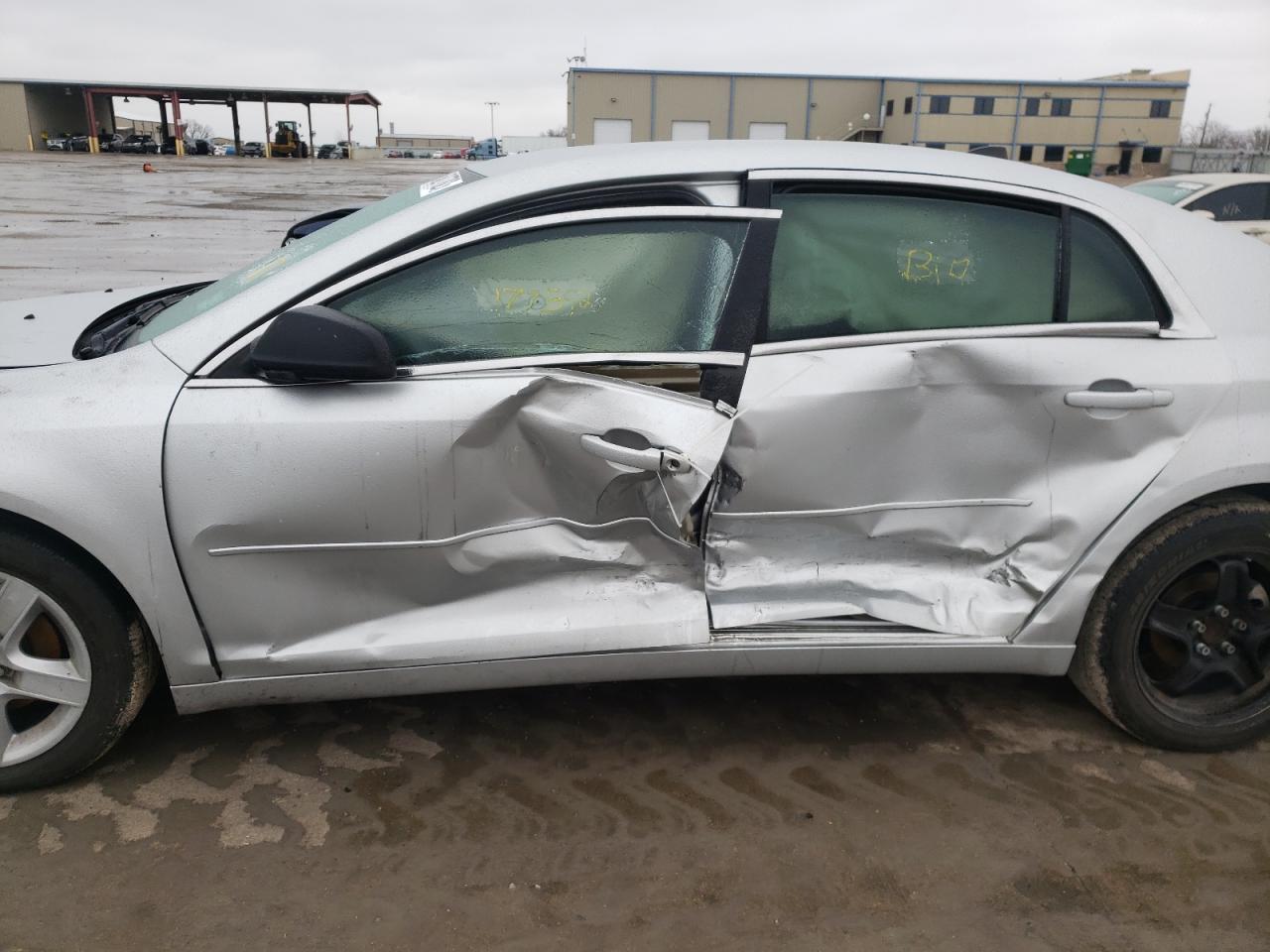 Photo 9 from auction – 2012 CHEVROLET MALIBU LS with VIN 1G1ZB5E04CF147178