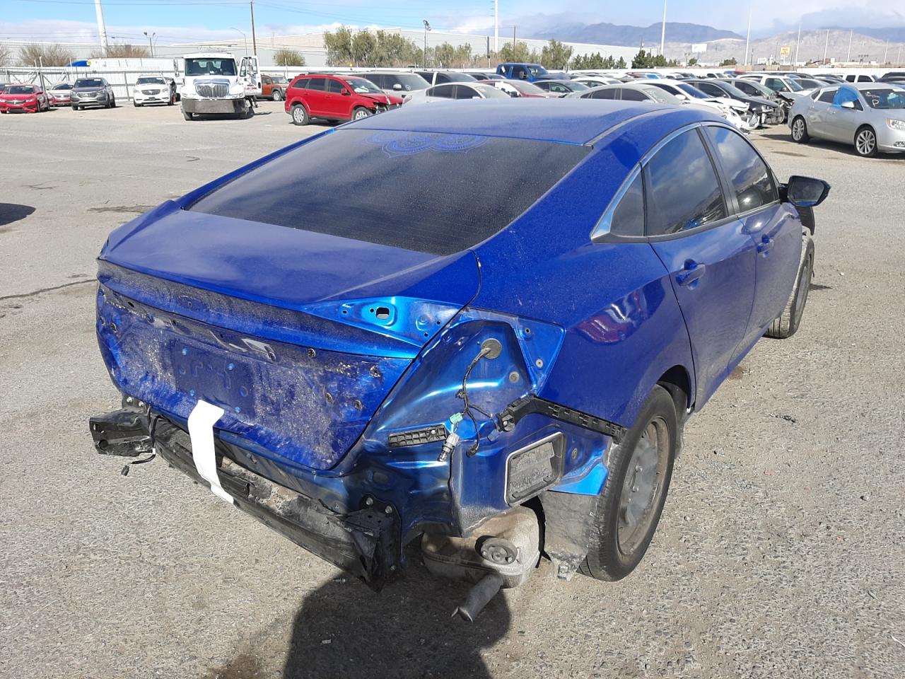 Photo 4 from auction – 2017 HONDA CIVIC LX with VIN 19XFC2F59HE025823