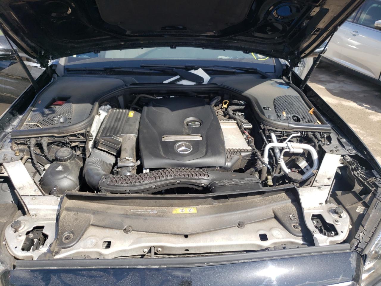 Photo 7 from auction – 2017 MERCEDES-BENZ E 300 with VIN WDDZF4JB4HA184108