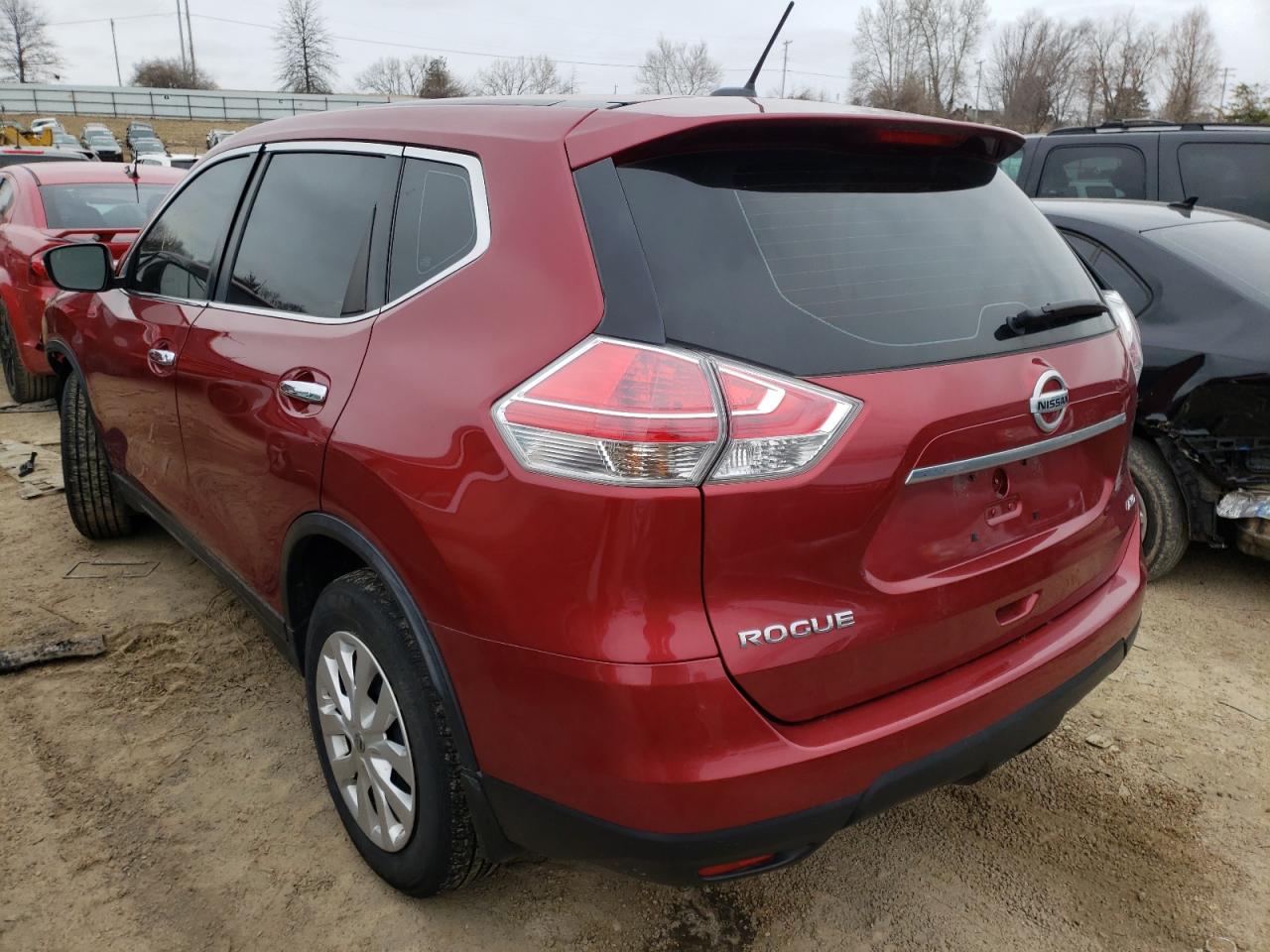 Photo 3 from auction – 2015 NISSAN ROGUE S with VIN KNMAT2MV2FP585046